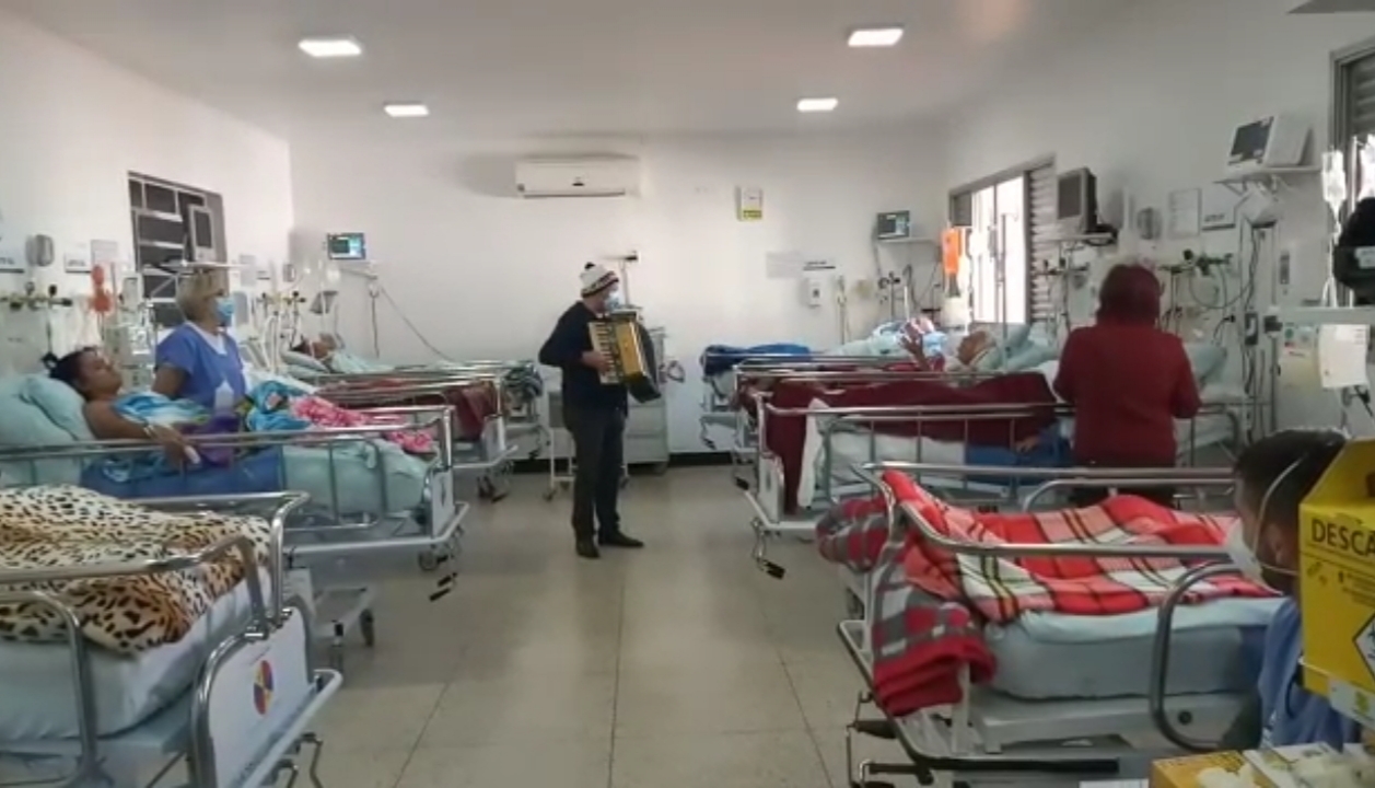 Música para alegrar a Santa Casa de Birigui