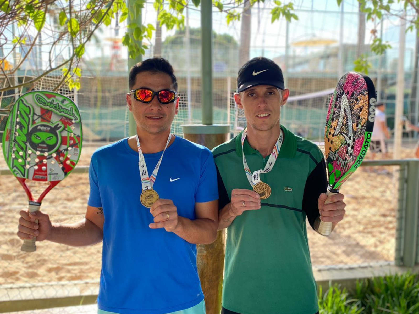 Dupla masculina de beach tennis da Santa Casa de Birigui é campeã invicta da Copa Sesc