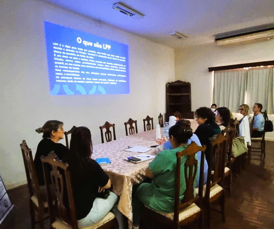 Santa Casa de Birigui realizou Encontro do Coletivo com foco no cuidado de lesões e feridas
